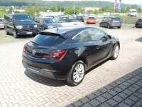 Gebraucht Opel Astra GTC 140 PS (102 kW) 2015 Schwarz Coupé