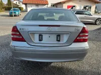 Gebraucht Mercedes C200 122 PS (89 kW) 2006 Silber Limousine