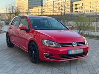 Gebraucht VW Golf VII 140 PS (102 kW) 2013 Rot Limousine