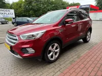 Gebraucht Ford Kuga Titanium 179 PS (131 kW) 2018 Rot SUV