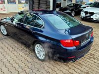 Gebraucht BMW 523 204 PS (150 kW) 2010 Blau Limousine