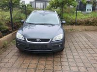 gebraucht Ford Focus 2.0 16V Titanium