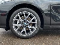 Gebraucht BMW 120 Efficient Dynamics 170 PS (125 kW) 2025 Saphirschwarz metallic Kleinwagen