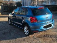 Gebraucht VW Polo 75 PS (55 kW) 2015 Blau Kleinwagen