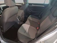 Gebraucht VW Passat Conceptline 150 PS (110 kW) 2022 Grau Kombi