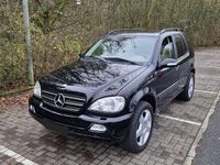Gebraucht Mercedes ML270 163 PS (119 kW) 2003 Schwarz SUV