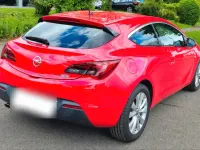 Używany Opel Astra GTC 140 KM (102 kW) 2012 Czerwony Coupe