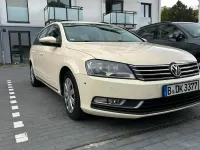 Gebraucht VW Passat 140 PS (102 kW) 2012 Gelb Kombi