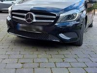 gebraucht Mercedes A250 Urban AHK +Winterräder 7G-DCT schwarz-met.