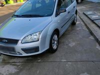 Gebraucht Ford Focus 105 PS (77 kW) 2005 Grau Kombi