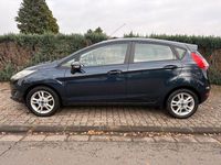 Gebraucht Ford Fiesta Trend 60 PS (44 kW) 2016 Blau Limousine