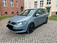 Gebraucht VW Sharan 140 PS (102 kW) 2011 Grau Van / Kleinbus