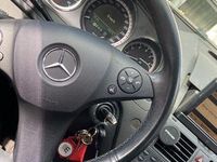 Gebraucht Mercedes C300 Elegance 231 PS (169 kW) 2010 Weiß Limousine