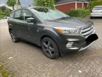 Gebraucht Ford Kuga Trend 110 PS (80 kW) 2017 Grau SUV
