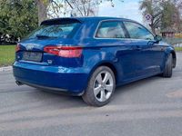 Gebraucht Audi A3 Ambition 150 PS (110 kW) 2014 Blau Limousine