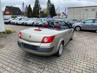 Gebraucht Renault Mégane Cabriolet Privilege 135 PS (99 kW) 2004 Gold Cabrio