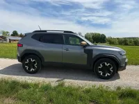 Używany Dacia Duster Extreme 141 KM (103 kW) 2024 Szary SUV