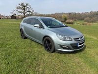 Gebraucht Opel Astra Exklusiv 170 PS (125 kW) 2014 Silber Kombi