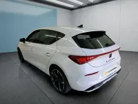 Gebraucht Cupra Leon 150 PS (110 kW) 2023 Weiß Kleinwagen