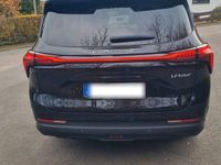 Gebraucht DFSK Forthing 4 177 PS (130 kW) 2024 Schwarz Van / Kleinbus