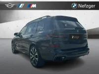 Neu BMW X7 M Sport 530 PS (389 kW) 2026 Schwarz SUV