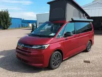 Neu VW T7 California 150 PS (110 kW) 2026 Rot Van