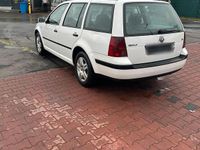 Second-hand VW Golf IV 101 CP (74 kW) 2005 Alb Break