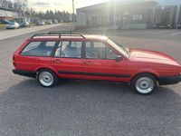 Second-hand VW Passat 70 CP (51 kW) 1987 Roșu Break