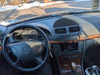 Gebraucht Mercedes E240 Elegance 177 PS (130 kW) 2005 Blau Limousine