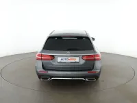 Gebraucht Mercedes E400 AMG line 330 PS (242 kW) 2023 Grau Kombi
