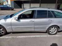 Usata Mercedes C220 143 CV (105 kW) 2003 Argento Station wagon
