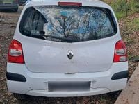 Second-hand Renault Twingo 58 CP (42 kW) 2009 Alb Hatchback