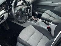 Gebraucht Skoda Superb 125 PS (91 kW) 2011 Schwarz Kombi