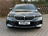 Gebraucht BMW 520 M Sport 190 PS (139 kW) 2025 Sophistograu brillanteffekt Kombi