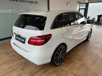Gebraucht Mercedes B200 Urban 156 PS (114 kW) 2017 Weiß Kleinwagen