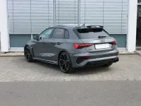 Gebraucht Audi RS3 Sportback Ambiente 400 PS (294 kW) 2024 Nimbusgrau perleffekt individuallackierungen audi exclusive Kleinwagen