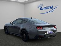 Neu Ford Mustang GT Fastback 446 PS (328 kW) 2026 Carbonized gray/asher gray Coupé
