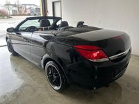 Gebraucht Opel Astra Cabriolet 116 PS (85 kW) 2007 Schwarz Cabrio