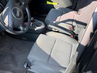 Usado Audi A2 110 HP (80 kW) 2003 Preto Citadino