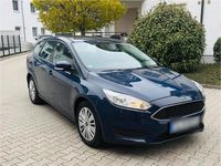 Second-hand Ford Focus 120 CP (88 kW) 2017 Albastru Break