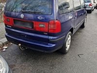 Gebraucht VW Sharan 131 PS (96 kW) 2004 Blau Van / Kleinbus
