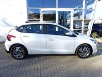 Gebraucht Hyundai i20 Trend 101 PS (74 kW) 2025 Lumen grey / mic Kleinwagen