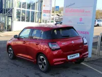 Neu Suzuki Swift Comfort+ 83 PS (61 kW) 2026 Burning red pearl Kleinwagen