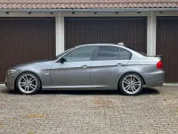 Gebraucht BMW 325 204 PS (150 kW) 2011 Grau Limousine