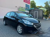 Gebraucht Peugeot 208 Access 68 PS (50 kW) 2013 Schwarz Kleinwagen