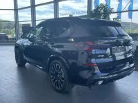 Neu BMW X5 M Sport 298 PS (219 kW) 2026 Schwarz SUV