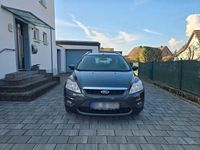 Usata Ford Focus 101 CV (74 kW) 2010 Grigio Station wagon