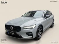 Neu Volvo V60 Plus 197 PS (144 kW) 2025 Grau Kombi
