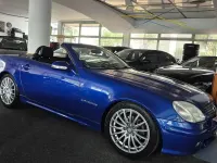Gebraucht Mercedes SLK230 197 PS (144 kW) 2000 Blau Cabrio