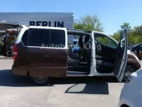 Gebraucht Hyundai H-1 Premium 170 PS (125 kW) 2017 Schwarz Van / Kleinbus